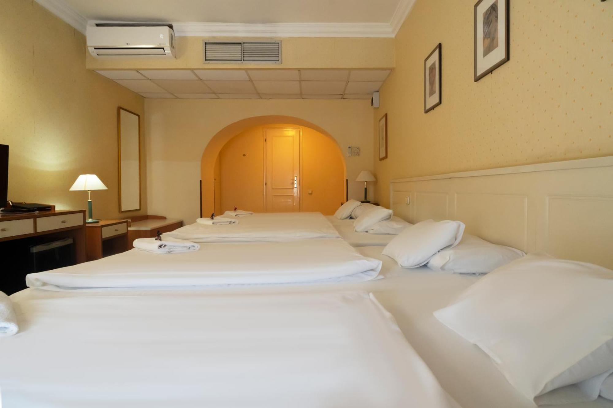 Korona Hotel Nyíregyháza 외부 사진