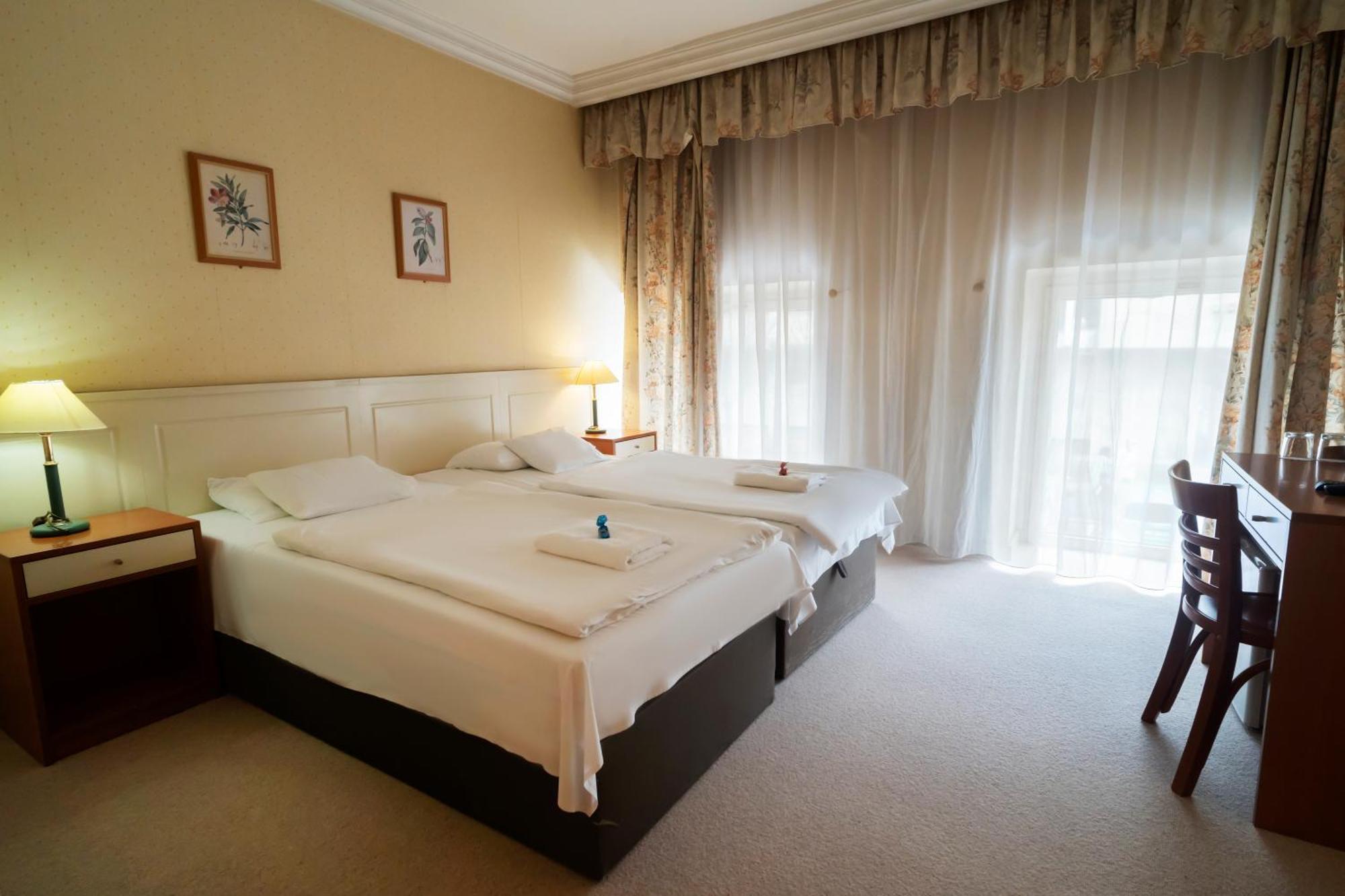 Korona Hotel Nyíregyháza 외부 사진
