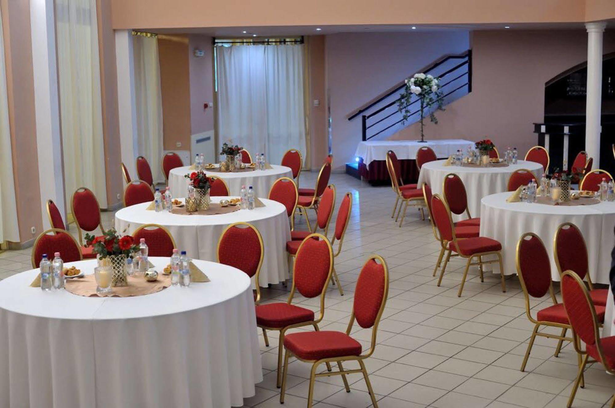 Korona Hotel Nyíregyháza 외부 사진