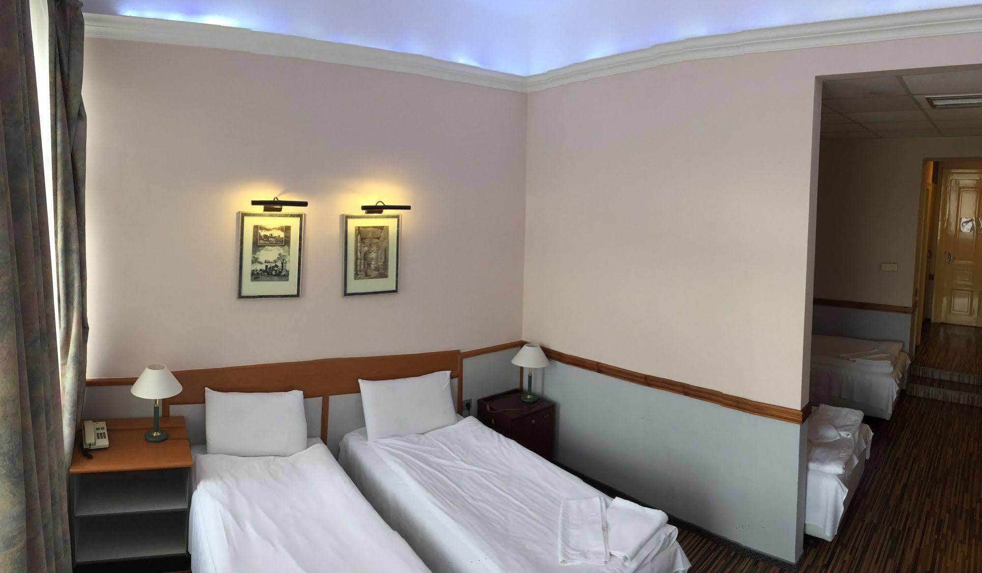 Korona Hotel Nyíregyháza 외부 사진